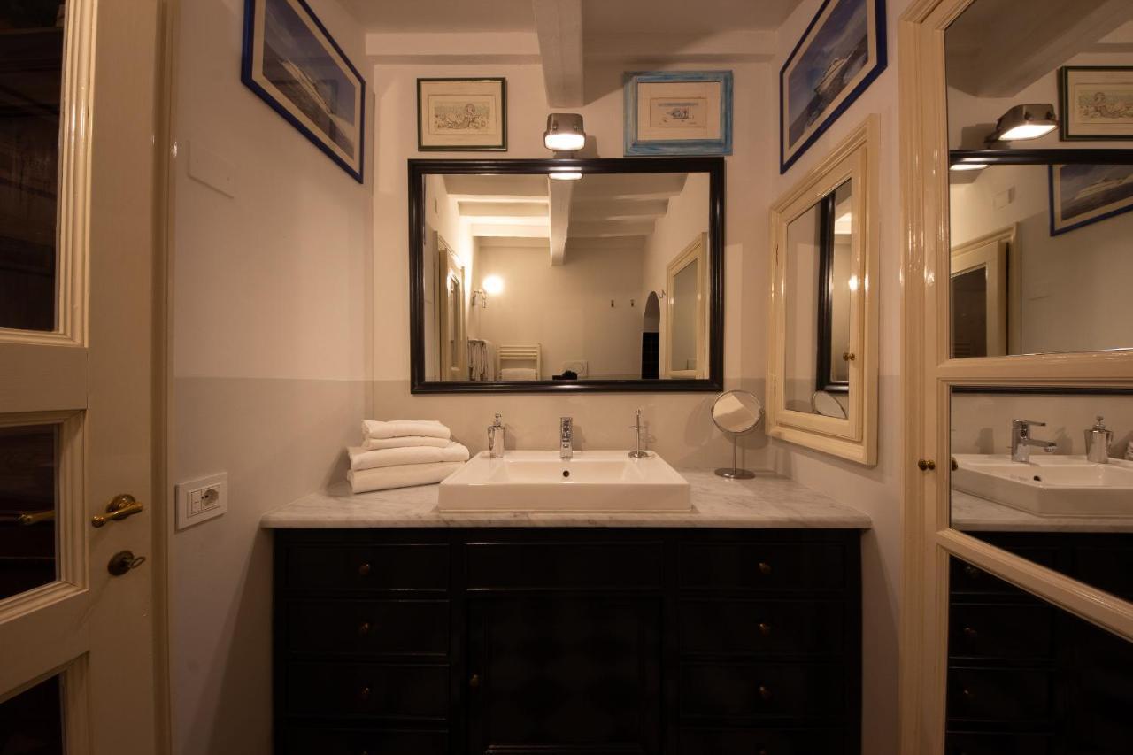Ferienwohnung Ponte Vecchio - Lussuoso Attico Terrazza Con Vista Florenz Exterior foto