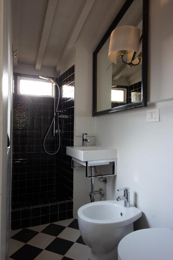 Ferienwohnung Ponte Vecchio - Lussuoso Attico Terrazza Con Vista Florenz Exterior foto