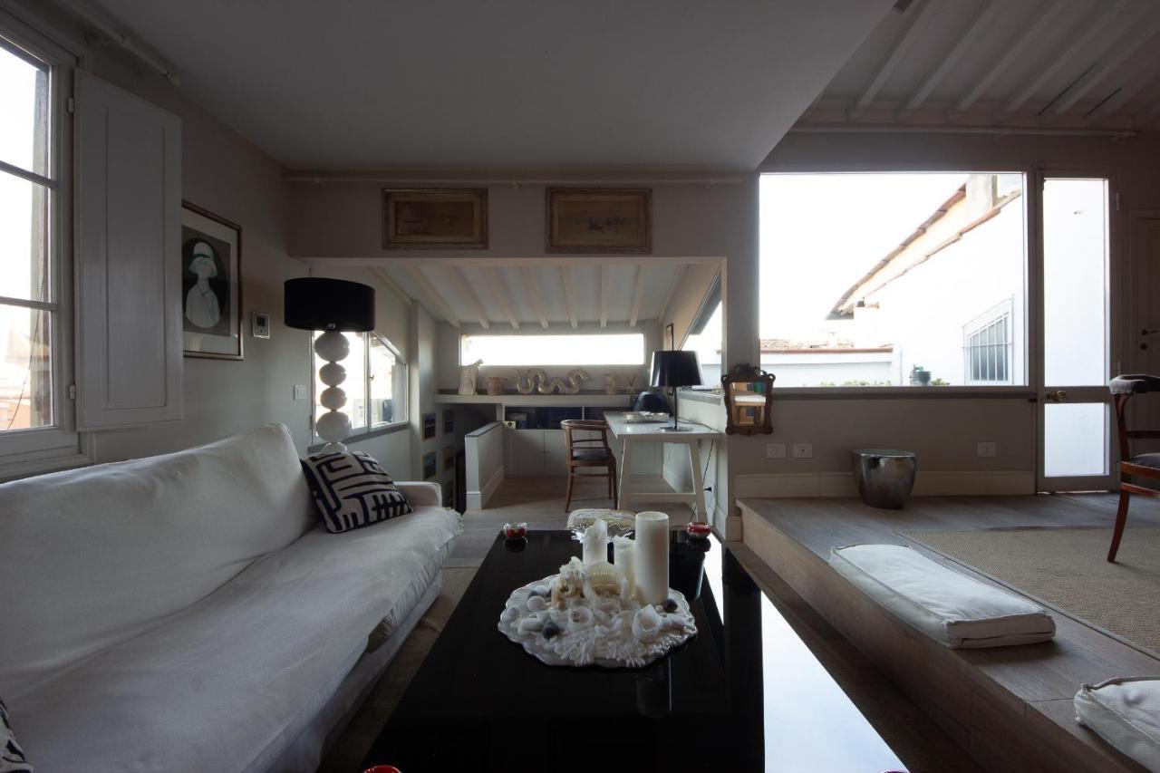 Ferienwohnung Ponte Vecchio - Lussuoso Attico Terrazza Con Vista Florenz Exterior foto